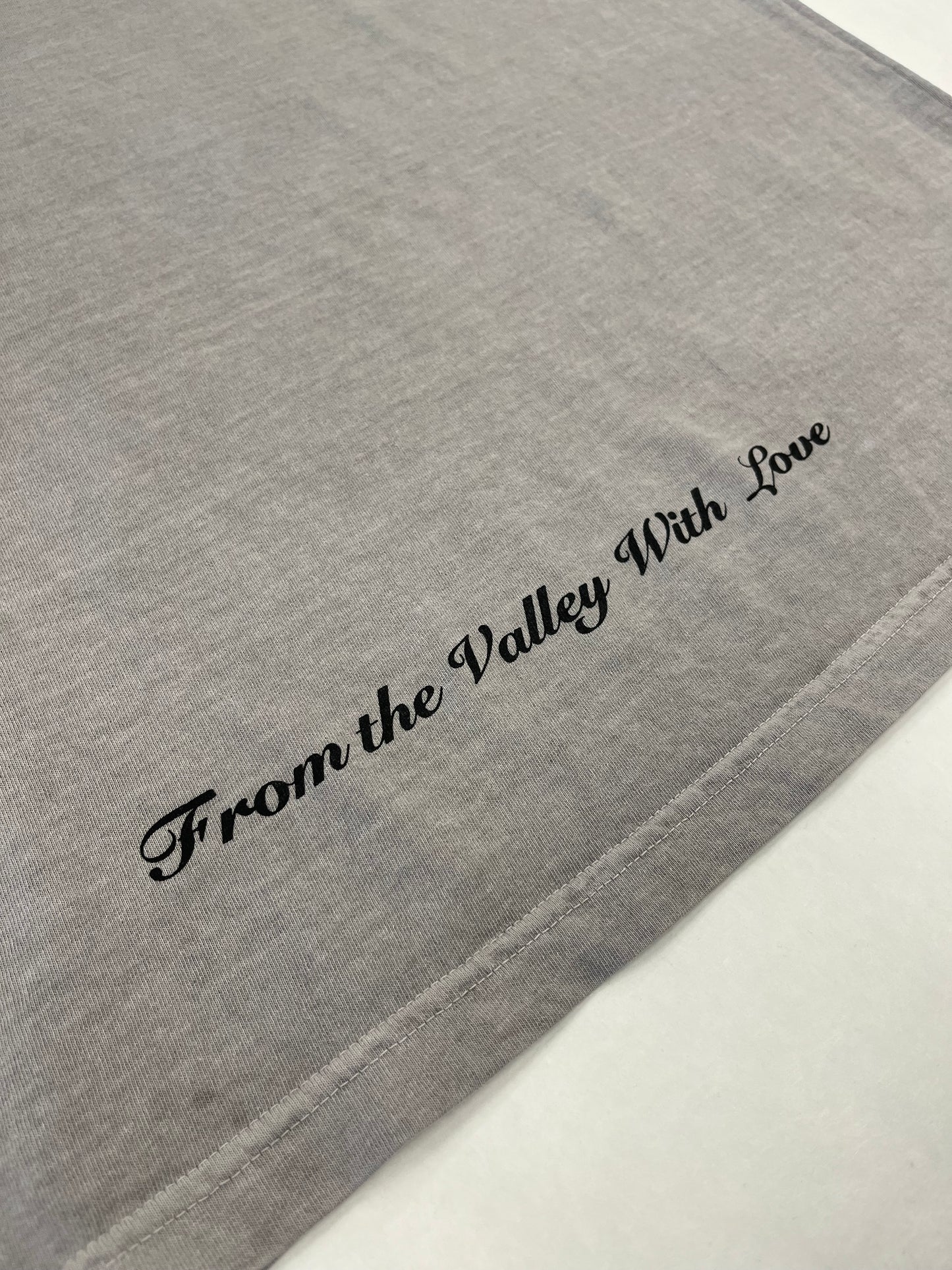 VALLEY LOVE//LIGHT GREY